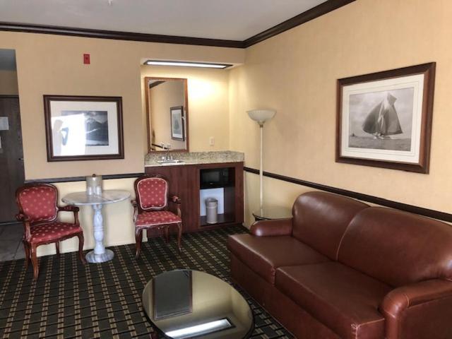 Folk Inn Ontario Airport Екстериор снимка